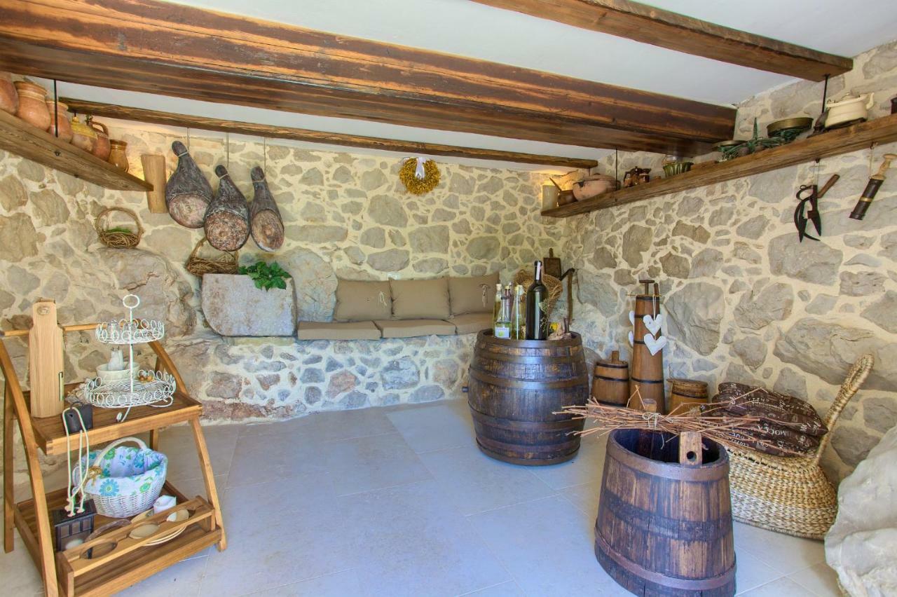 Holiday home White Heritage House *